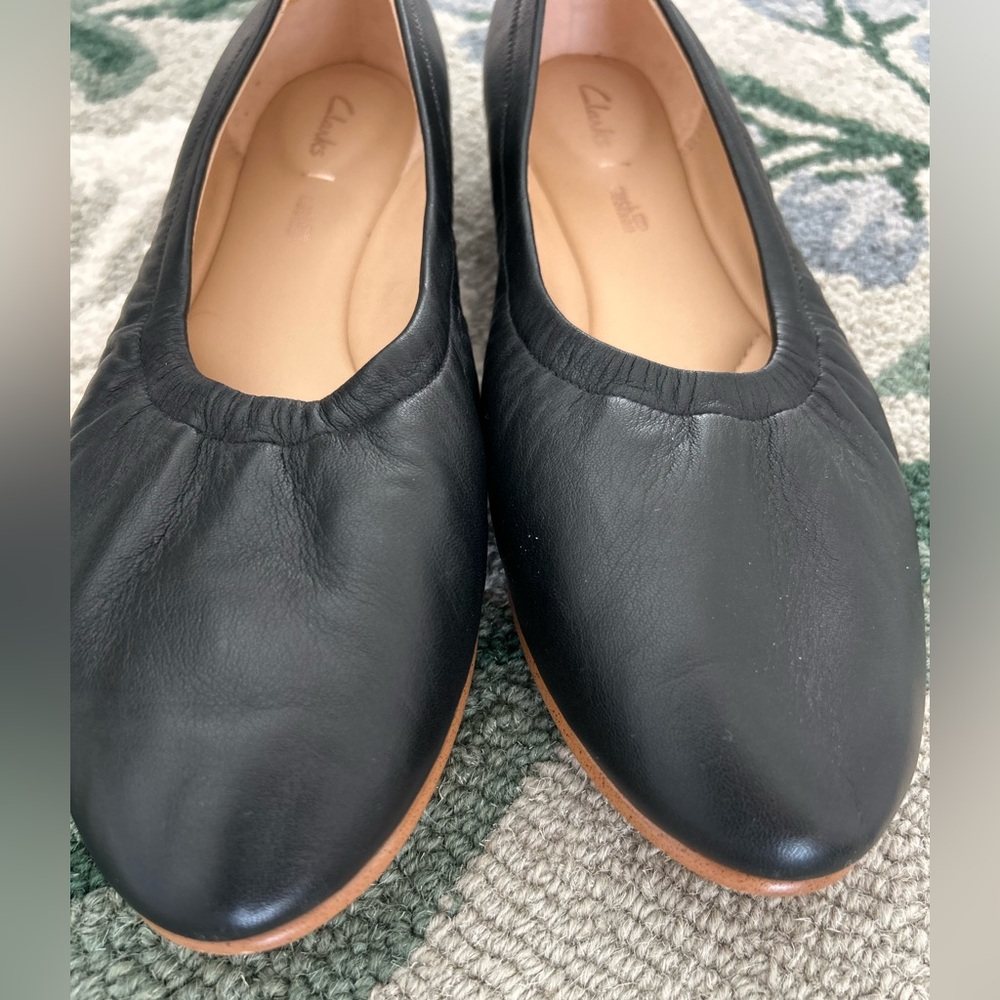 Clarks Black Women's Flats - Picture 9 of 9